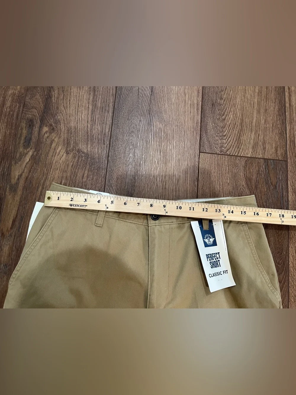 NWT! Dockers Men’s The Perfect Shorts Classic Fit Tan Size 32 Causal Flat Front